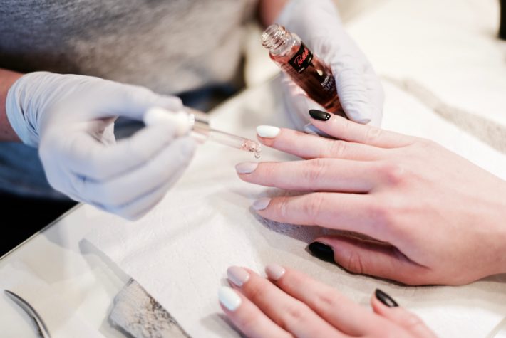 manicure hybrydowy krok po kroku